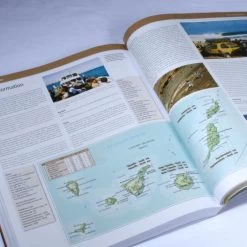 LIVRE STORMRIDER GUIDE EUROPE + ILES ATLANTIQUES -SUP Sport Soldes livre stormrider guide europe iles atlantiques 2