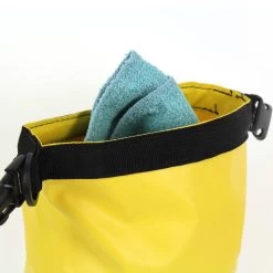 SAC ETANCHE HOWZIT 10L JAUNE 7 SAC ETANCHE HOWZIT 10L JAUNE -SUP Sport Soldes sac etanche ryde 10l jaune 2